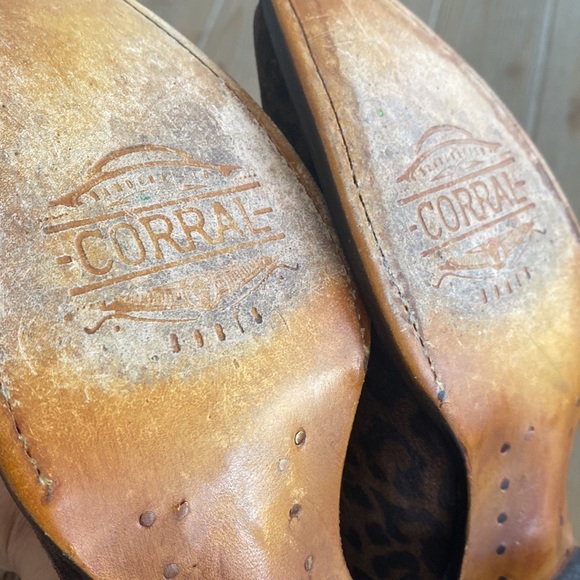 Corral Sand Leopard Print Embroidery & Studs Boot 5.5M - Picture 11 of 13